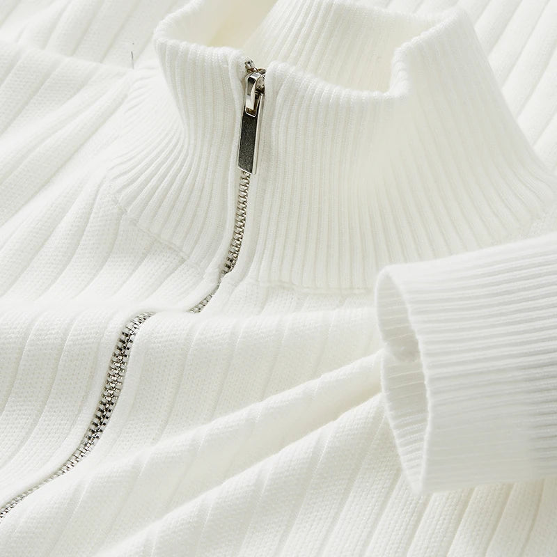 Stickad Tröja med Dragkedja för Herrar – RÆNANCE, Mjuk Merinoull, Tidlös Design, Minimalistisk Stil 6