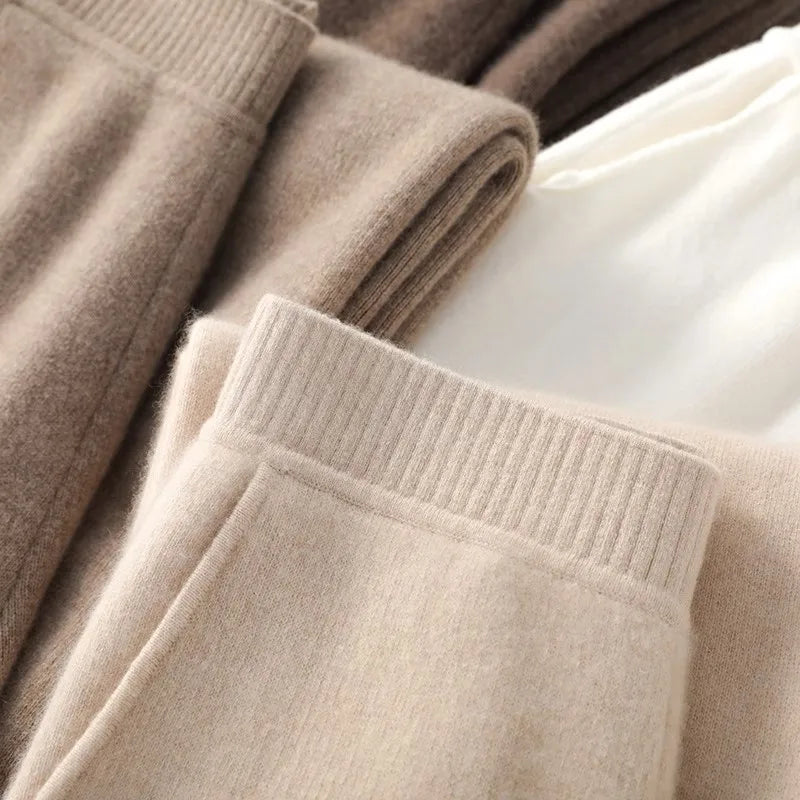 RÆNANCE – Golvlånga Yllebyxor för Dam | Minimalistisk Design i Högkvalitativt Ylle 2