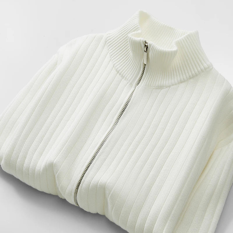 Stickad Tröja med Dragkedja för Herrar – RÆNANCE, Mjuk Merinoull, Tidlös Design, Minimalistisk Stil 3